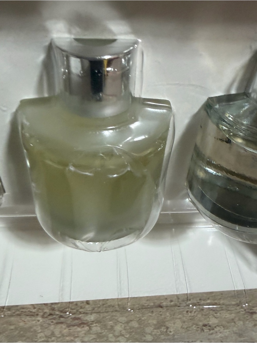 3-Scent Reed Diffuser Set with Reeds - Picture 15 of 16